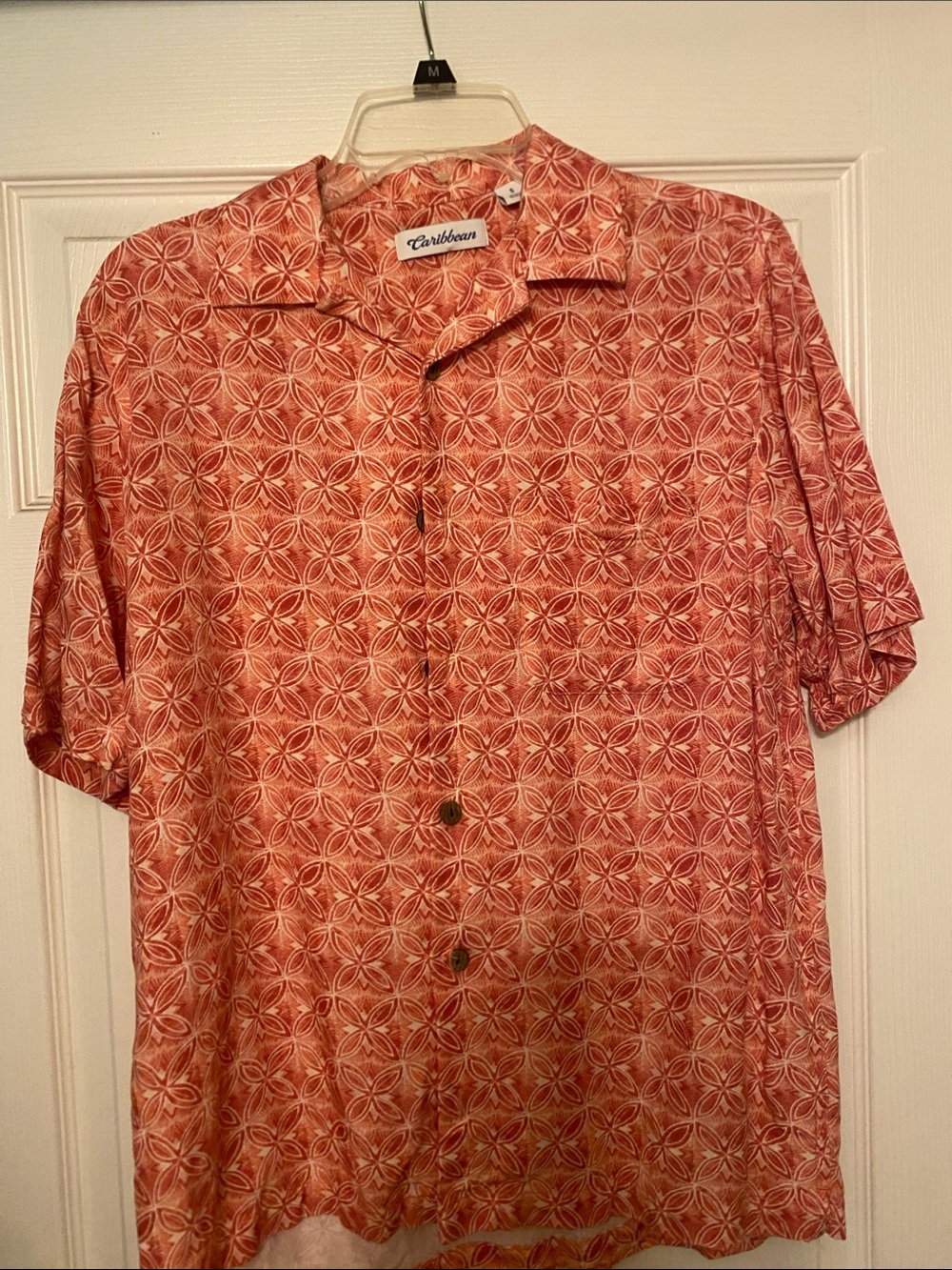 Caribbean Men’s Short-Sleeve Button-Up Shirt — Coral Pattern